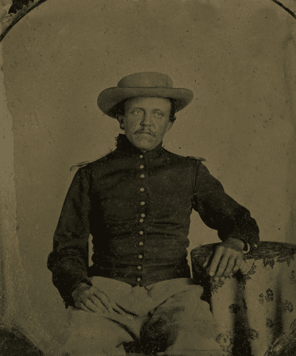 a man in civil war uniform.